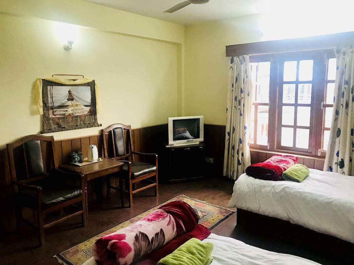 Dungkar Guest House Kathmandu Bagian luar foto