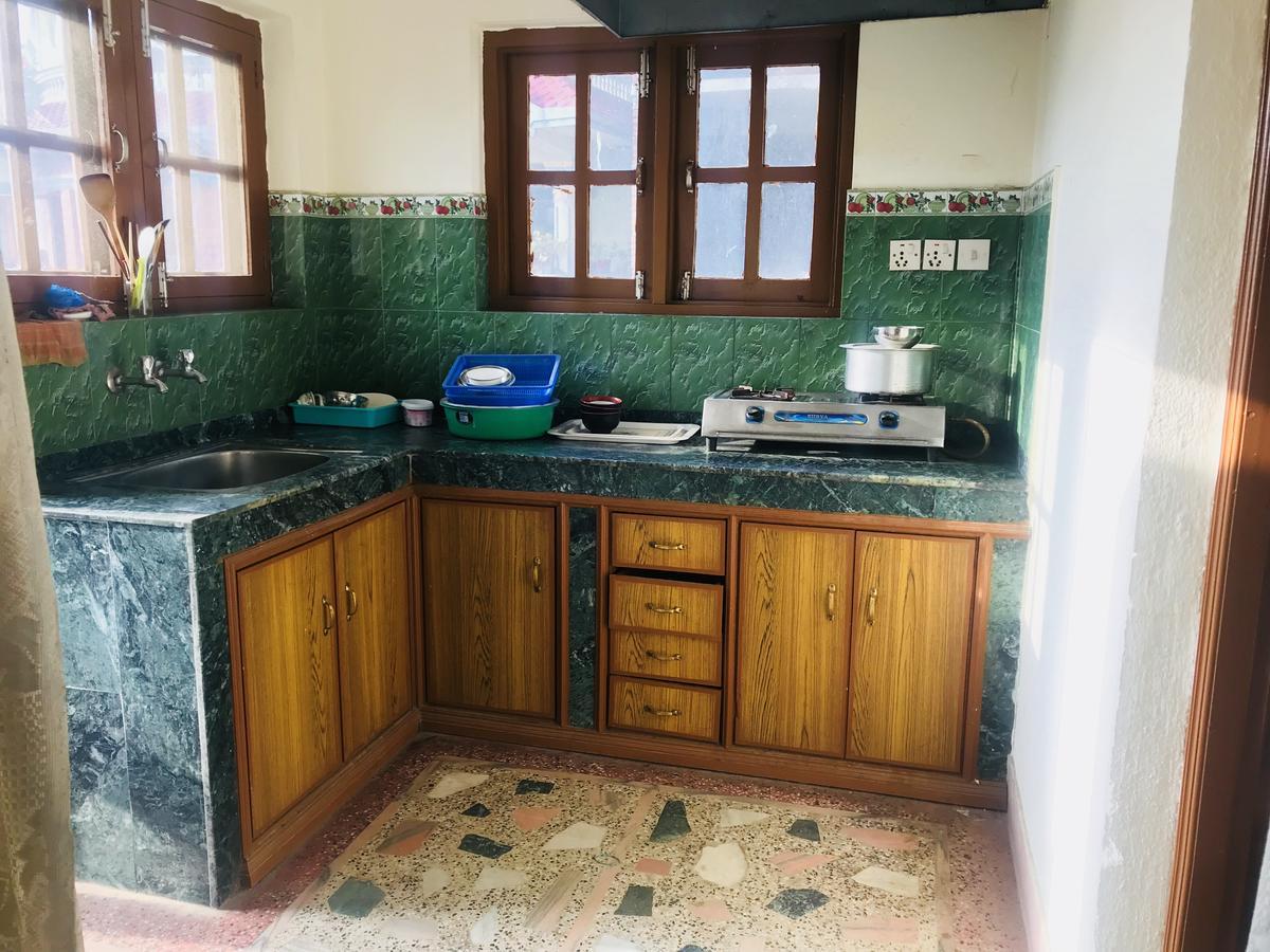 Dungkar Guest House Kathmandu Bagian luar foto