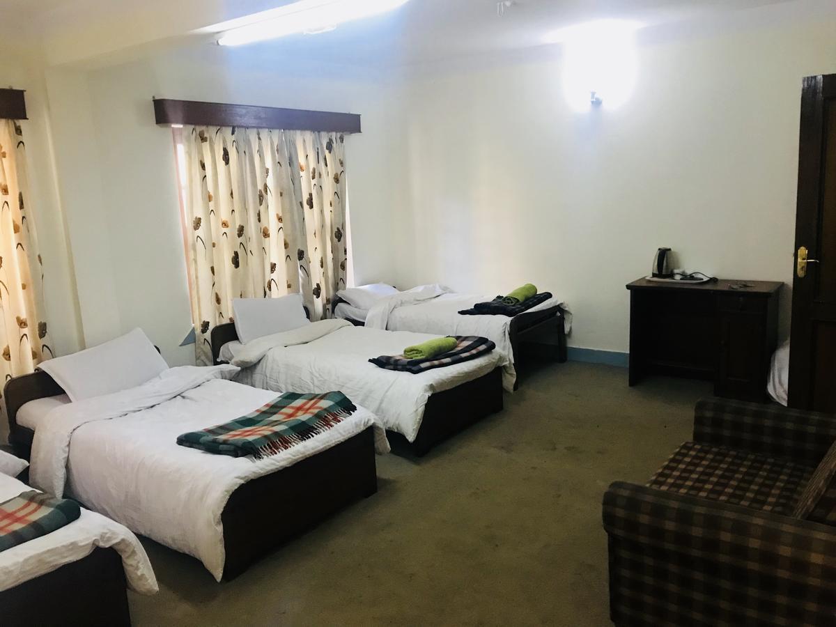 Dungkar Guest House Kathmandu Bagian luar foto