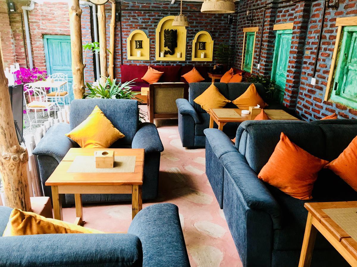 Dungkar Guest House Kathmandu Bagian luar foto
